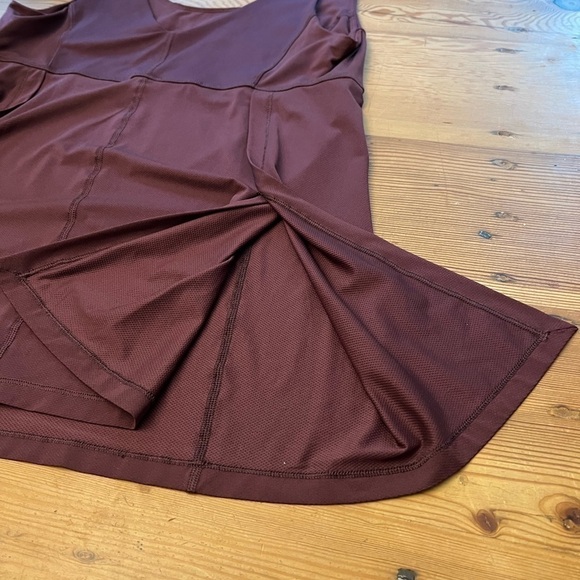 Lululemon Womens Tank Top Wrappers
Delight Tank Size: 12 Burgundy - Picture 6 of 9
